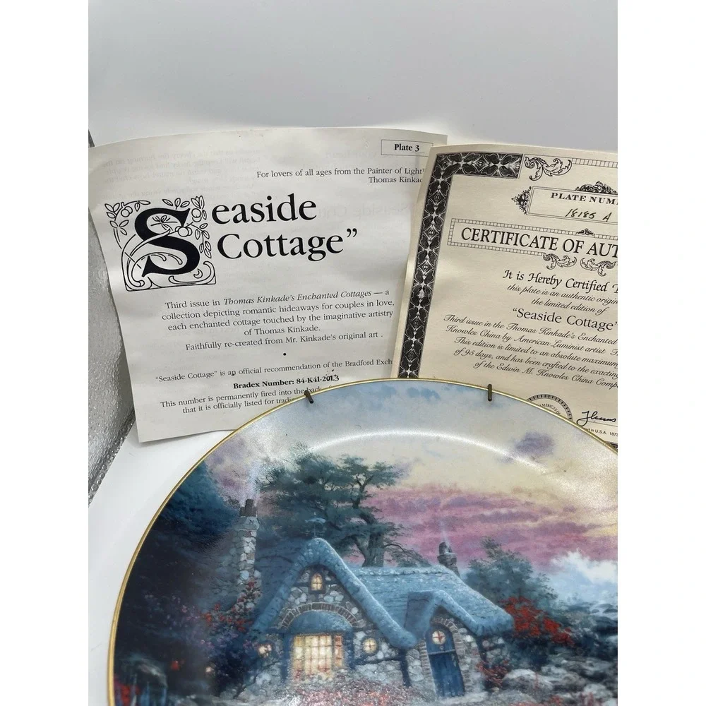 thomas Kinkade's Enchanted Cottages 